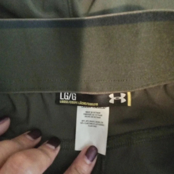 Under Armour men's Performance Outdoors stretch olive green pants size large - Picture 4 of 5